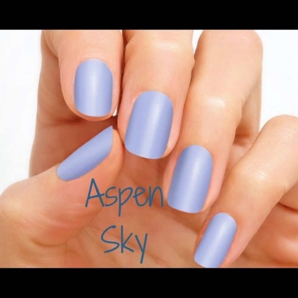 Color Street Nail Polish Strips in shade Aspen Sky